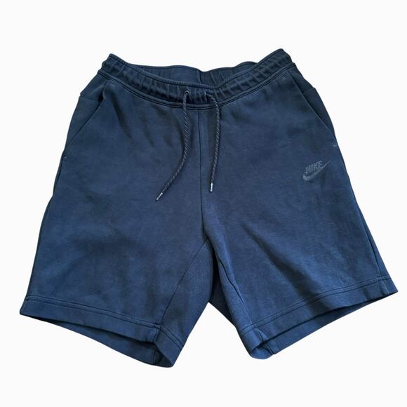 NIKE Men’s Shorts NSW Tech Fleece Triple Black Small S Activewear Gym Above Knee - Picture 2 of 13